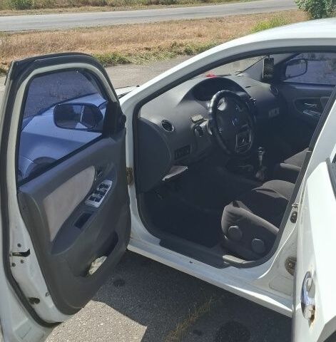 Білий Джилі МК, об'ємом двигуна 1.6 л та пробігом 260 тис. км за 1400 $, фото 12 на Automoto.ua