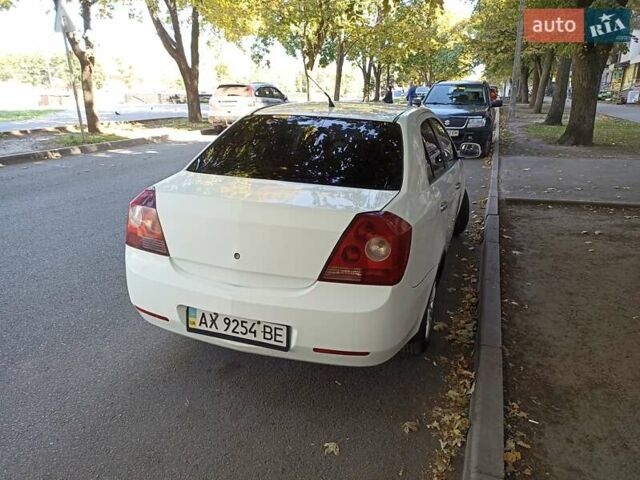 Белый Джили МК, объемом двигателя 1.59 л и пробегом 162 тыс. км за 2100 $, фото 3 на Automoto.ua
