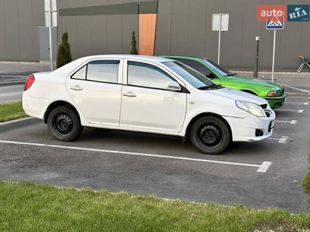 Білий Джилі МК, об'ємом двигуна 1.6 л та пробігом 199 тис. км за 2499 $, фото 3 на Automoto.ua