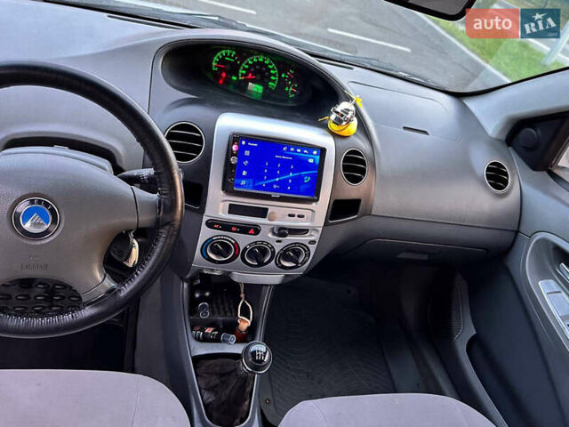 Білий Джилі МК, об'ємом двигуна 1.6 л та пробігом 199 тис. км за 2499 $, фото 9 на Automoto.ua