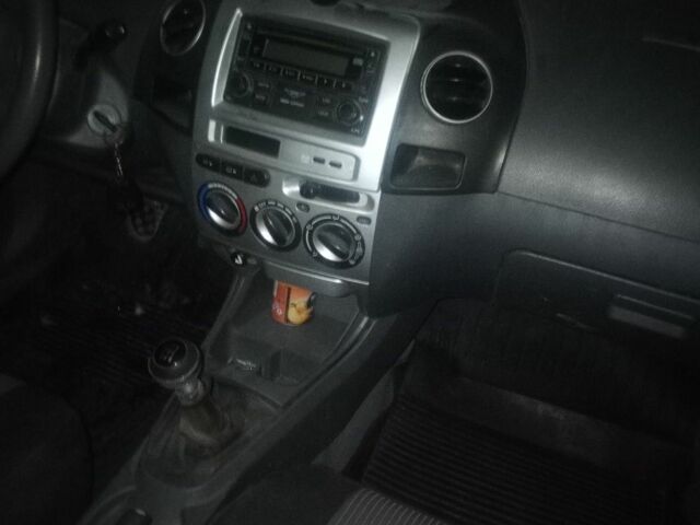 Белый Джили МК, объемом двигателя 1.6 л и пробегом 1 тыс. км за 1700 $, фото 3 на Automoto.ua