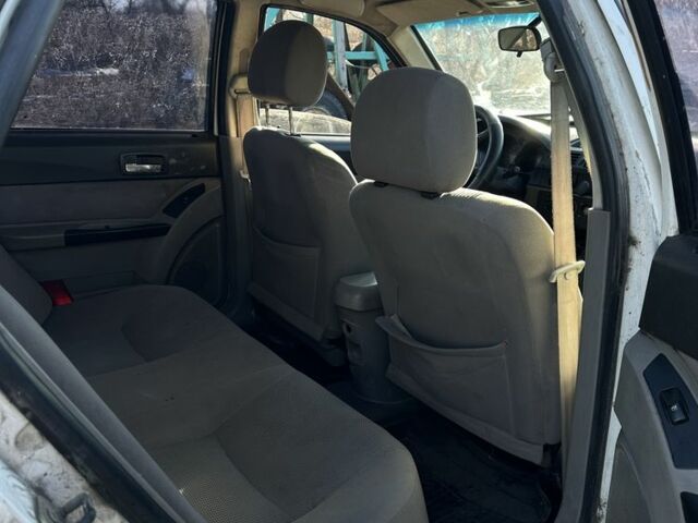 Белый Джили МК, объемом двигателя 1.5 л и пробегом 200 тыс. км за 800 $, фото 6 на Automoto.ua