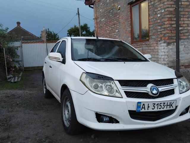 Белый Джили МК, объемом двигателя 1.6 л и пробегом 168 тыс. км за 2200 $, фото 2 на Automoto.ua