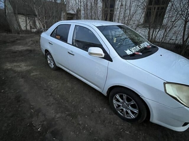 Білий Джилі МК, об'ємом двигуна 1.6 л та пробігом 25 тис. км за 1800 $, фото 4 на Automoto.ua