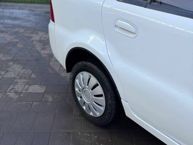 Білий Джилі МК, об'ємом двигуна 1.5 л та пробігом 200 тис. км за 2350 $, фото 18 на Automoto.ua