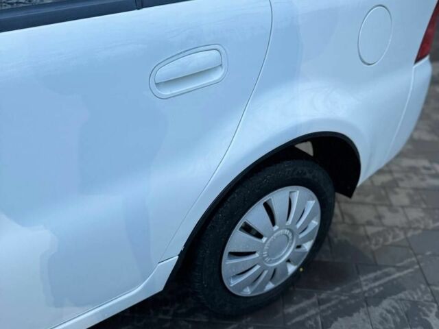 Білий Джилі МК, об'ємом двигуна 1.5 л та пробігом 200 тис. км за 2350 $, фото 21 на Automoto.ua