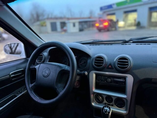 Білий Джилі МК, об'ємом двигуна 1.5 л та пробігом 200 тис. км за 2350 $, фото 6 на Automoto.ua