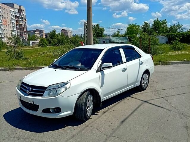 Белый Джили МК, объемом двигателя 1.5 л и пробегом 175 тыс. км за 2000 $, фото 1 на Automoto.ua