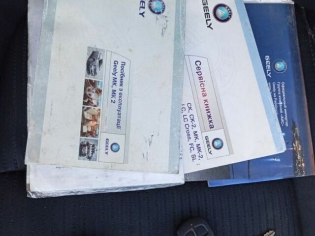 Білий Джилі МК, об'ємом двигуна 2 л та пробігом 144 тис. км за 2350 $, фото 5 на Automoto.ua