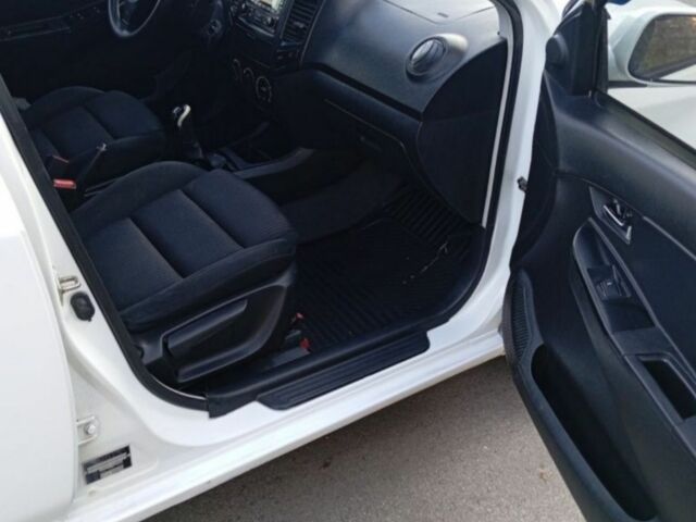 Білий Джилі МК, об'ємом двигуна 2 л та пробігом 144 тис. км за 2650 $, фото 8 на Automoto.ua