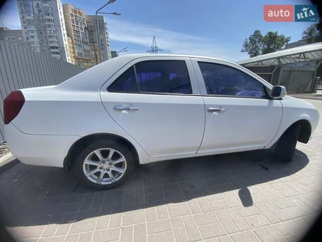 Белый Джили МК, объемом двигателя 1.5 л и пробегом 143 тыс. км за 1800 $, фото 6 на Automoto.ua