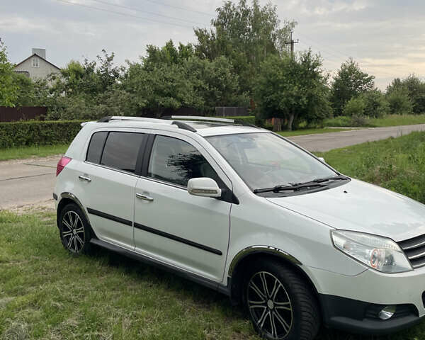 Белый Джили МК, объемом двигателя 1.5 л и пробегом 72 тыс. км за 4000 $, фото 1 на Automoto.ua