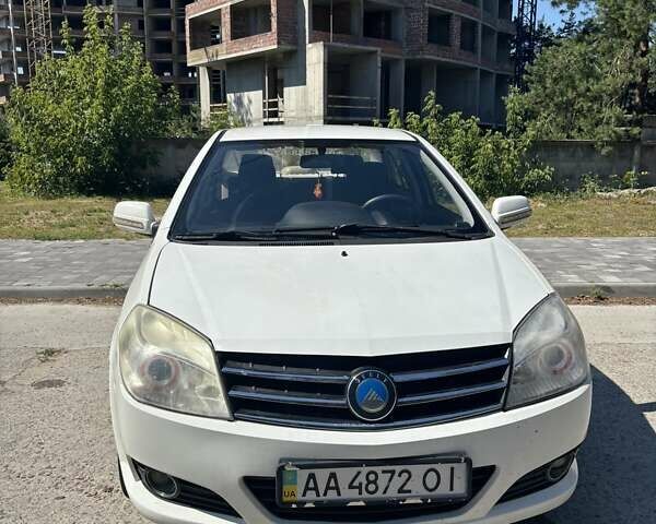 Белый Джили МК, объемом двигателя 1.59 л и пробегом 116 тыс. км за 2400 $, фото 6 на Automoto.ua