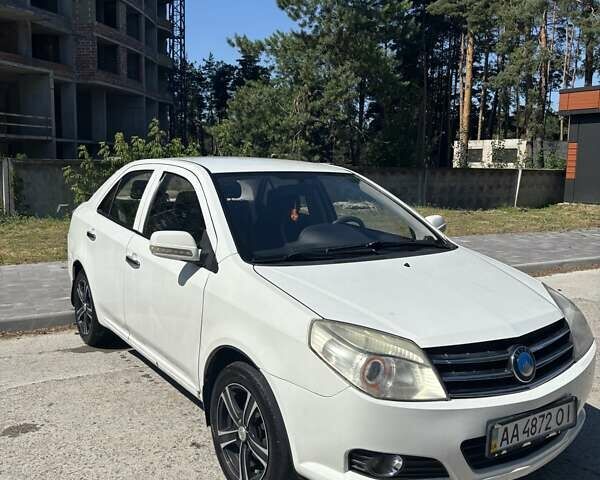 Белый Джили МК, объемом двигателя 1.59 л и пробегом 116 тыс. км за 2400 $, фото 4 на Automoto.ua