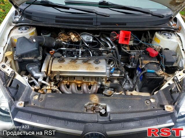 Білий Джилі МК, об'ємом двигуна 1.5 л та пробігом 312 тис. км за 2800 $, фото 5 на Automoto.ua