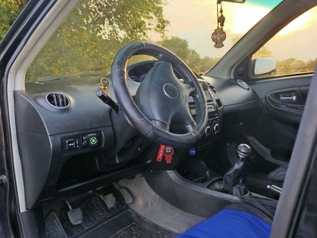 Джили МК 2011 в Верхнеднепровске на Automoto.ua Черный Джили МК, объемом двигателя 0 л и пробегом 184 тыс. км за 2550 $, фото 2 на Automoto.ua