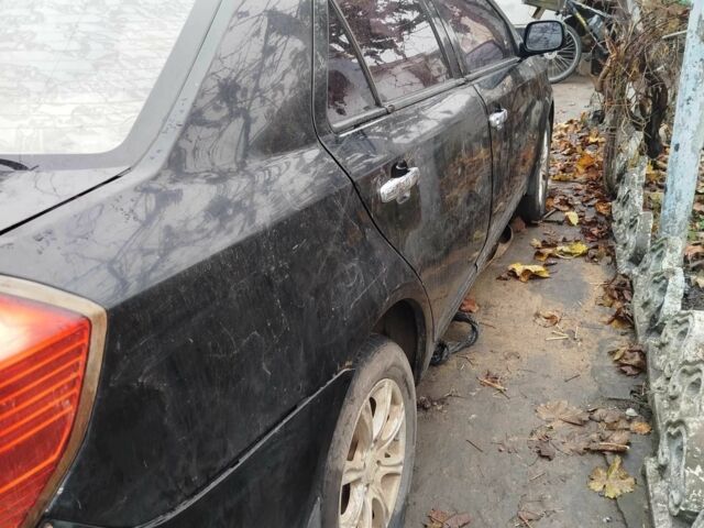 Чорний Джилі МК, об'ємом двигуна 1.6 л та пробігом 150 тис. км за 715 $, фото 2 на Automoto.ua