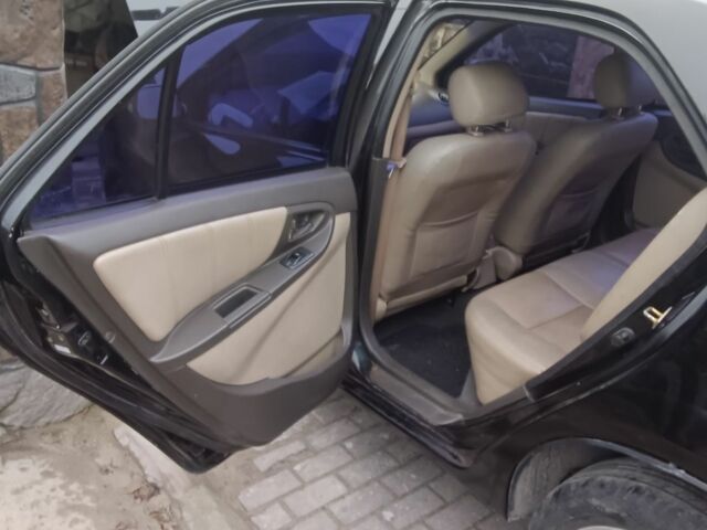 Чорний Джилі МК, об'ємом двигуна 1.6 л та пробігом 136 тис. км за 2000 $, фото 3 на Automoto.ua