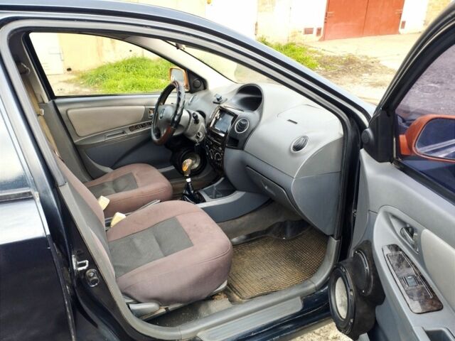 Чорний Джилі МК, об'ємом двигуна 1.6 л та пробігом 160 тис. км за 1250 $, фото 5 на Automoto.ua