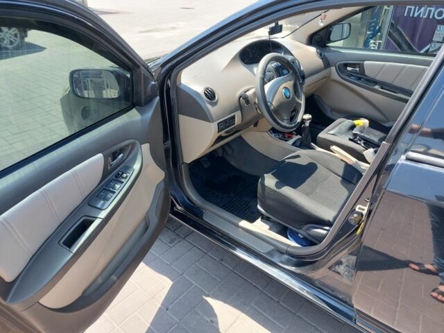 Черный Джили МК, объемом двигателя 1.6 л и пробегом 221 тыс. км за 3500 $, фото 3 на Automoto.ua