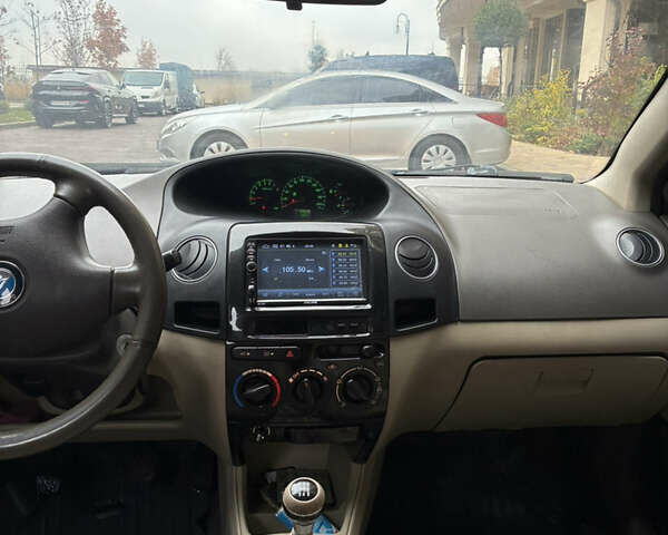 Чорний Джилі МК, об'ємом двигуна 1.59 л та пробігом 42 тис. км за 3000 $, фото 9 на Automoto.ua