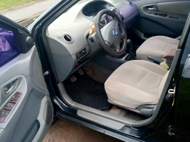 Чорний Джилі МК, об'ємом двигуна 1.6 л та пробігом 260 тис. км за 2600 $, фото 2 на Automoto.ua