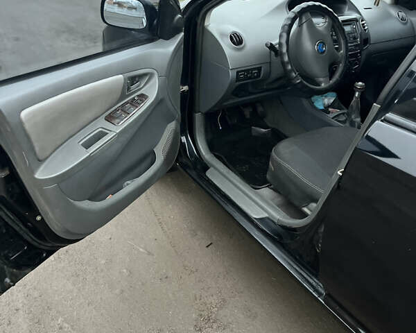 Чорний Джилі МК, об'ємом двигуна 1.59 л та пробігом 213 тис. км за 2550 $, фото 9 на Automoto.ua