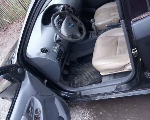 Чорний Джилі МК, об'ємом двигуна 1.59 л та пробігом 100 тис. км за 2000 $, фото 6 на Automoto.ua