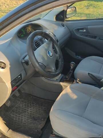 Чорний Джилі МК, об'ємом двигуна 1.59 л та пробігом 137 тис. км за 2000 $, фото 5 на Automoto.ua