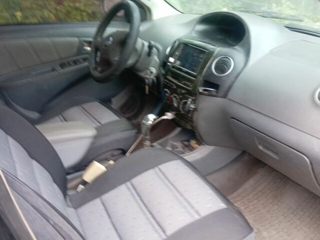 Черный Джили МК, объемом двигателя 0 л и пробегом 1 тыс. км за 2000 $, фото 3 на Automoto.ua