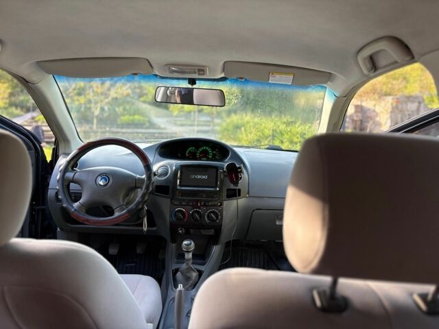 Черный Джили МК, объемом двигателя 1.5 л и пробегом 98 тыс. км за 2600 $, фото 5 на Automoto.ua