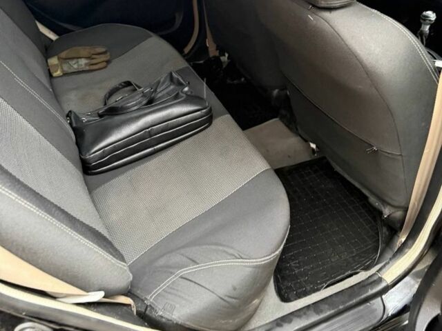 Черный Джили МК, объемом двигателя 1.6 л и пробегом 220 тыс. км за 2100 $, фото 8 на Automoto.ua