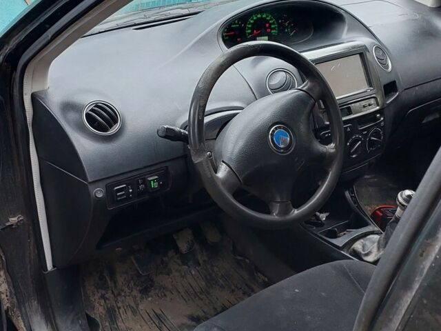 Чорний Джилі МК, об'ємом двигуна 1.5 л та пробігом 182 тис. км за 1500 $, фото 4 на Automoto.ua