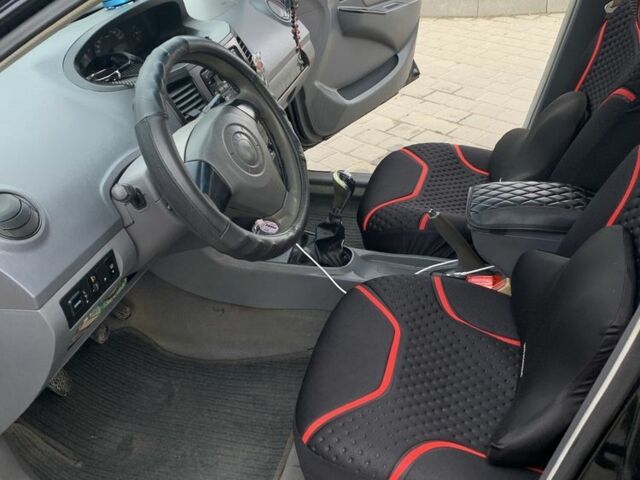 Черный Джили МК, объемом двигателя 1.5 л и пробегом 120 тыс. км за 3500 $, фото 4 на Automoto.ua