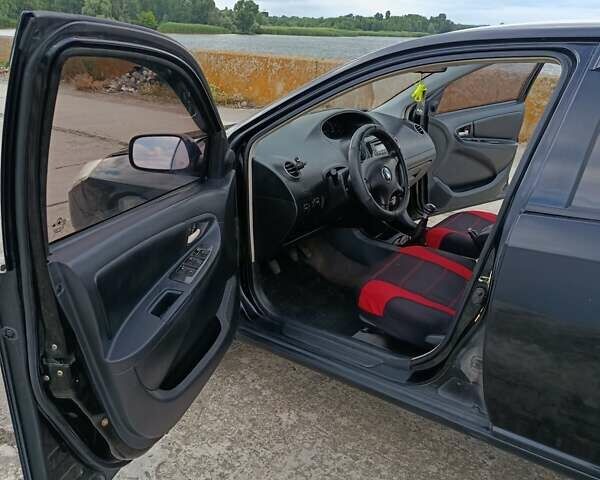Черный Джили МК, объемом двигателя 1.5 л и пробегом 220 тыс. км за 2999 $, фото 7 на Automoto.ua