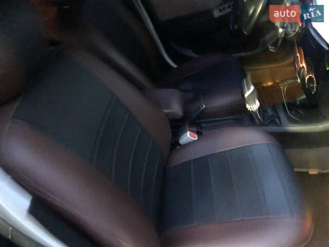Чорний Джилі МК, об'ємом двигуна 1.59 л та пробігом 145 тис. км за 3299 $, фото 11 на Automoto.ua