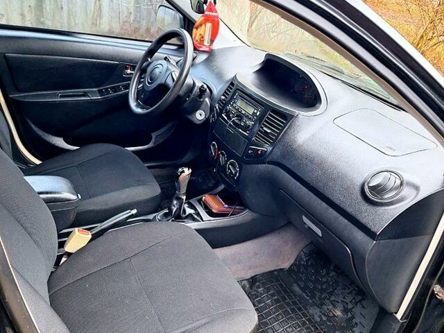 Чорний Джилі МК, об'ємом двигуна 1.6 л та пробігом 205 тис. км за 2500 $, фото 4 на Automoto.ua