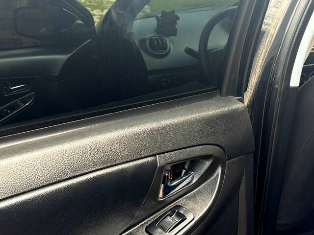 Черный Джили МК, объемом двигателя 1.5 л и пробегом 103 тыс. км за 2100 $, фото 4 на Automoto.ua