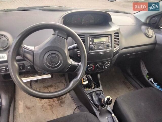 Чорний Джилі МК, об'ємом двигуна 1.5 л та пробігом 166 тис. км за 3200 $, фото 5 на Automoto.ua