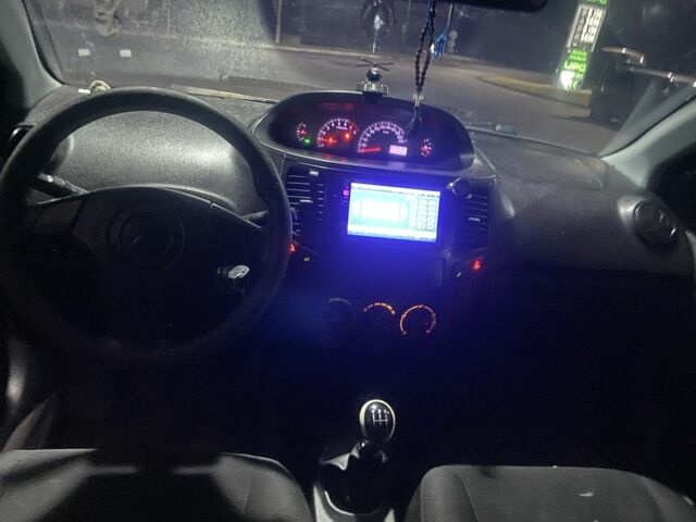 Черный Джили МК, объемом двигателя 1.5 л и пробегом 157 тыс. км за 1250 $, фото 14 на Automoto.ua