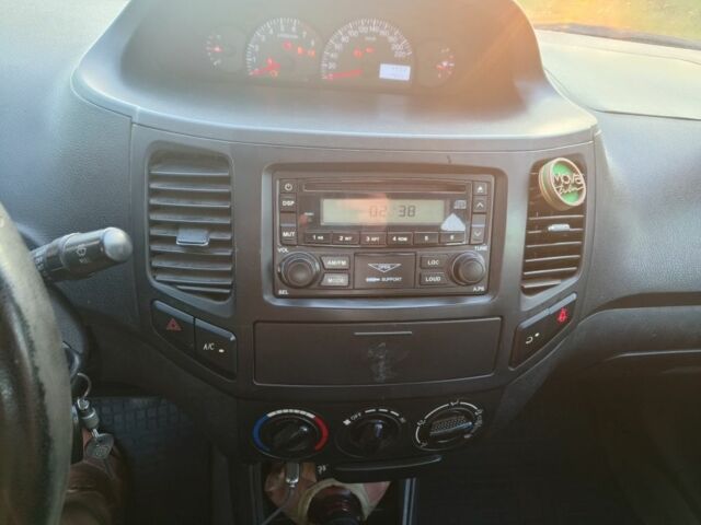 Чорний Джилі МК, об'ємом двигуна 1.5 л та пробігом 147 тис. км за 2100 $, фото 7 на Automoto.ua