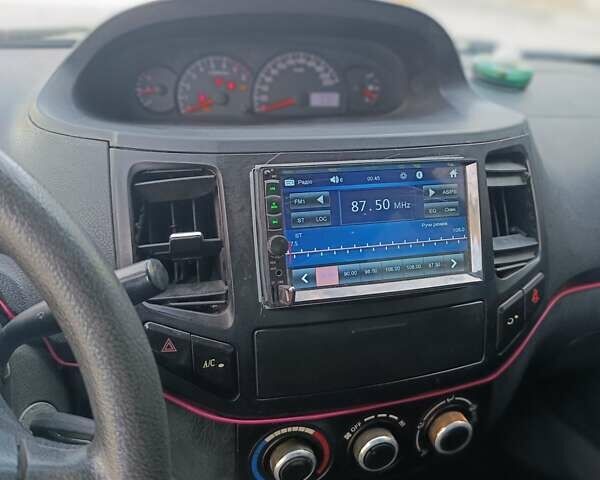 Чорний Джилі МК, об'ємом двигуна 1.5 л та пробігом 160 тис. км за 1300 $, фото 18 на Automoto.ua