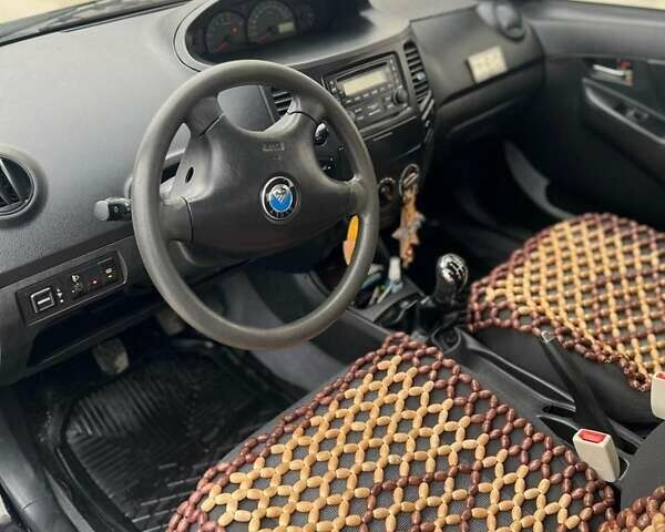 Черный Джили МК, объемом двигателя 1.5 л и пробегом 72 тыс. км за 3600 $, фото 8 на Automoto.ua