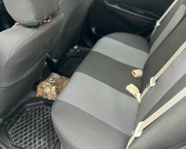 Черный Джили МК, объемом двигателя 1.5 л и пробегом 72 тыс. км за 3600 $, фото 12 на Automoto.ua