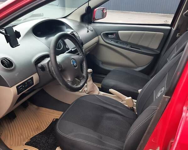 Красный Джили МК, объемом двигателя 1.6 л и пробегом 367 тыс. км за 1650 $, фото 3 на Automoto.ua