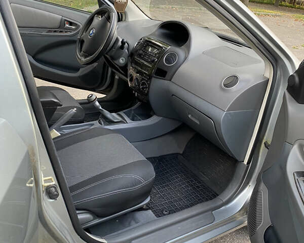 Джили МК, объемом двигателя 1.59 л и пробегом 56 тыс. км за 4200 $, фото 10 на Automoto.ua