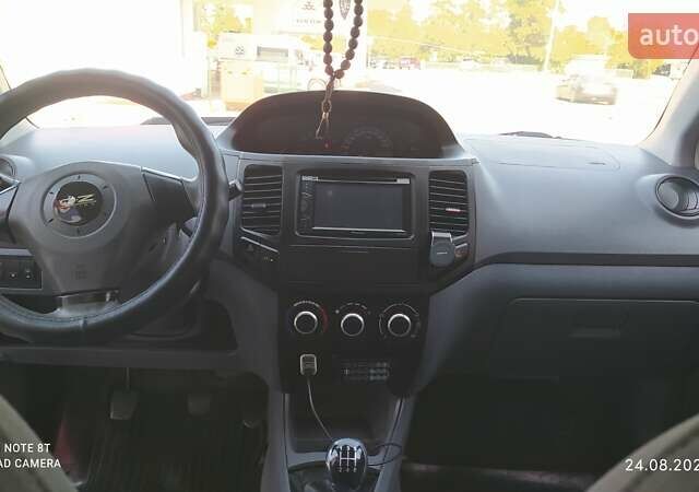 Джили МК, объемом двигателя 1.59 л и пробегом 22 тыс. км за 2500 $, фото 5 на Automoto.ua