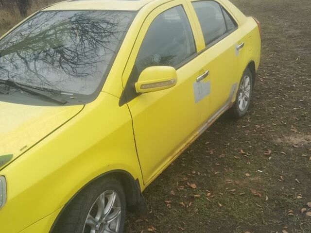 Желтый Джили МК, объемом двигателя 1.6 л и пробегом 258 тыс. км за 1400 $, фото 1 на Automoto.ua