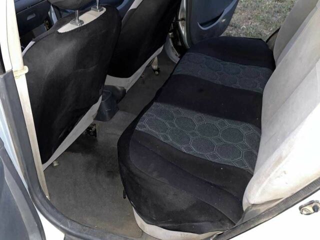 Серый Джили МК, объемом двигателя 1.6 л и пробегом 218 тыс. км за 1200 $, фото 12 на Automoto.ua