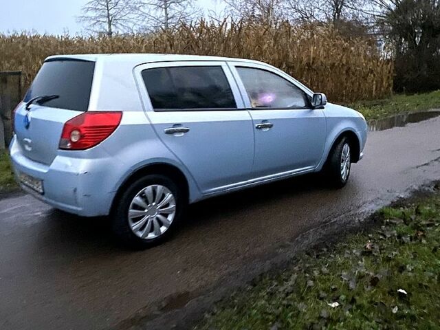 Серый Джили МК, объемом двигателя 1.5 л и пробегом 325 тыс. км за 1750 $, фото 3 на Automoto.ua